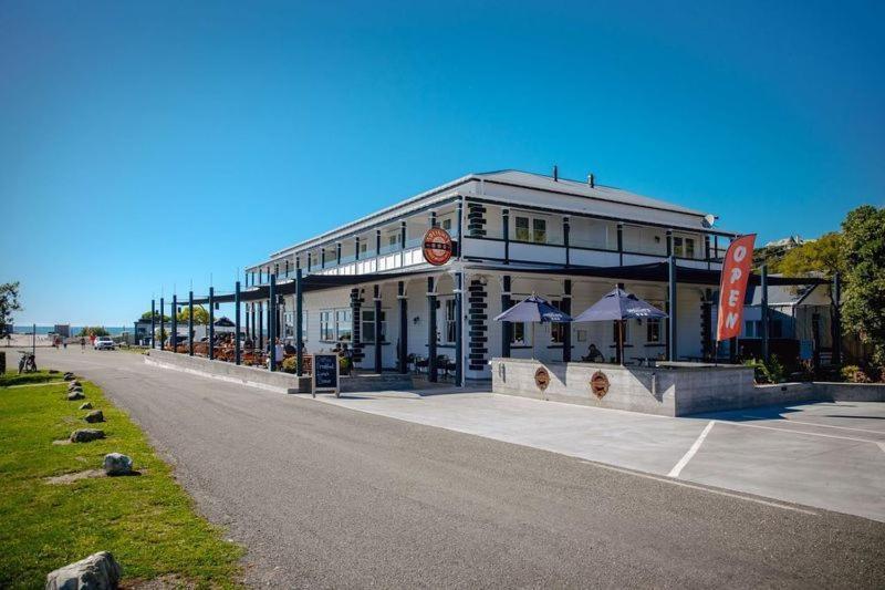 The Pier Hotel كايكورا المظهر الخارجي الصورة